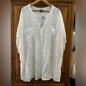 Torrid white blouse